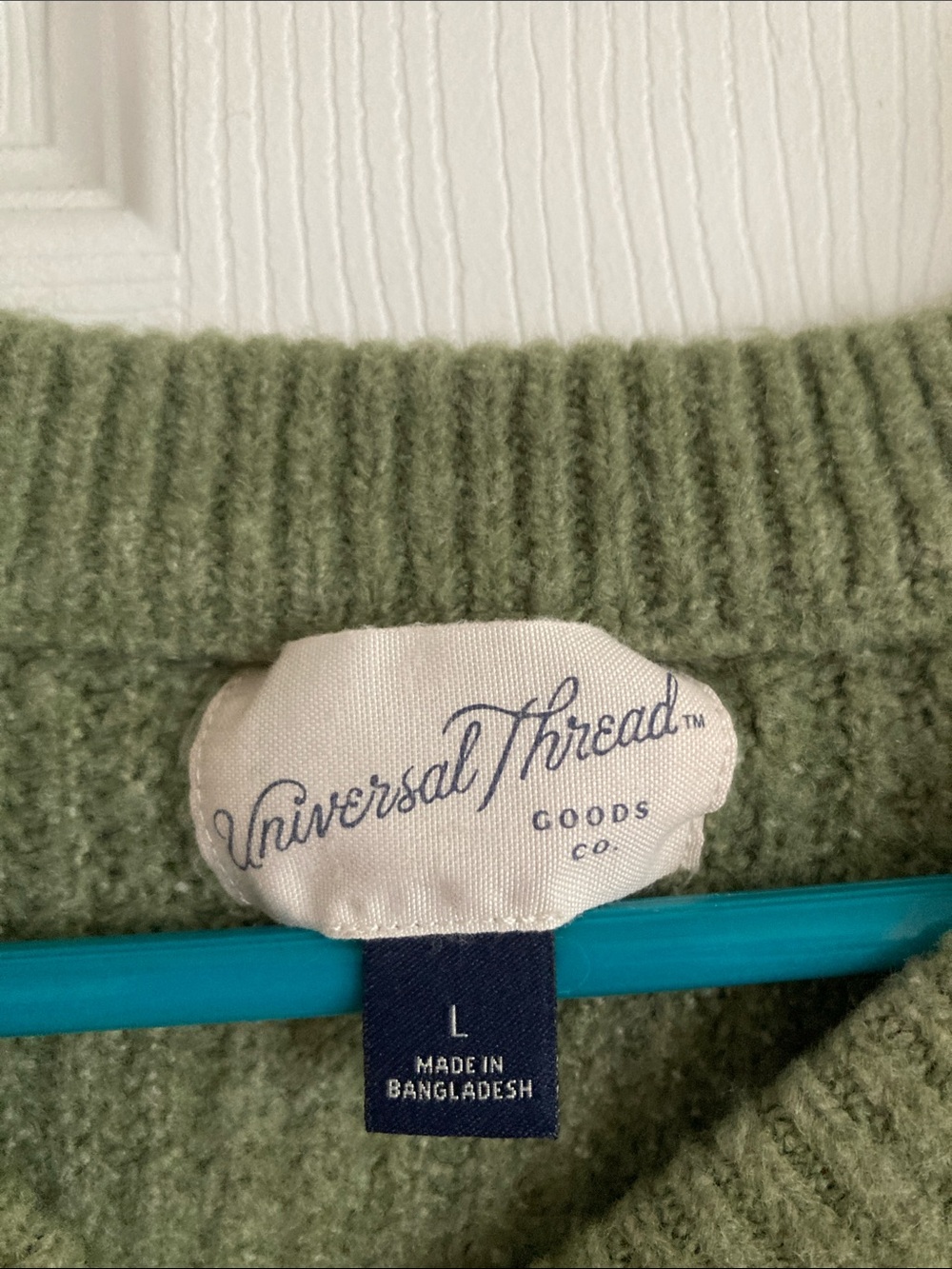 Universal Thread Sweater - Picture 3 of 5